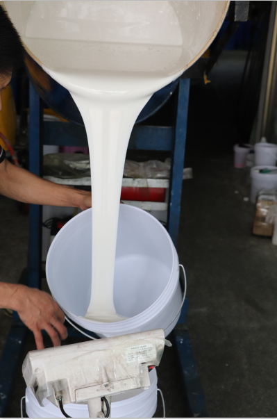 鑫淼，杜絕不固化液體硅膠出現(xiàn)